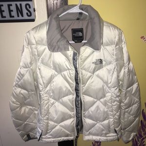 NORTH FACE DOWN JACKET